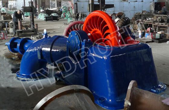 Turgo-Wasserkraftanlage mit einer Nennleistung von 100 kW bis 2000 kW, bis zu 88% Effizienz und einer Reichweite von 70 m bis 200 m